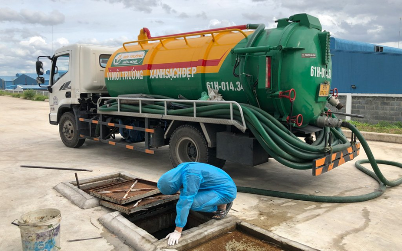 Hút hầm cầu phường Lê Hồng Phong