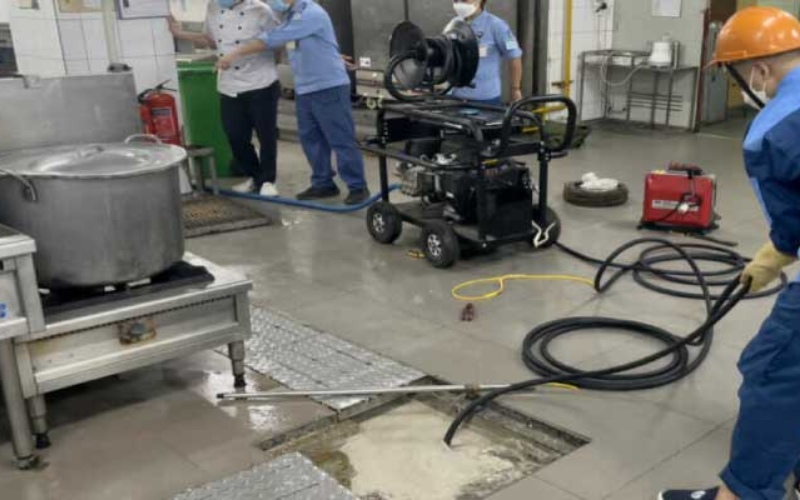 Thông cống nghẹt Kông Chro