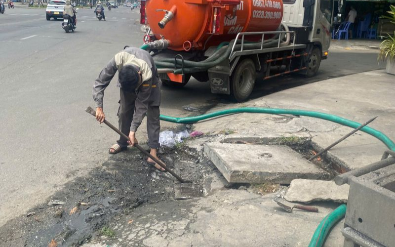 Hút hầm cầu phường Trần Quang Diệu