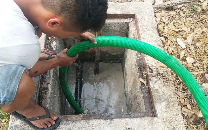 Cách nhận biết hầm cầu đầy và cần hút